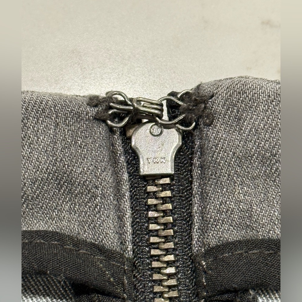 Free People Modern Femme Grey Denim Mini Skirt Stretch Zip Women’s Size 10 - Picture 7 of 8